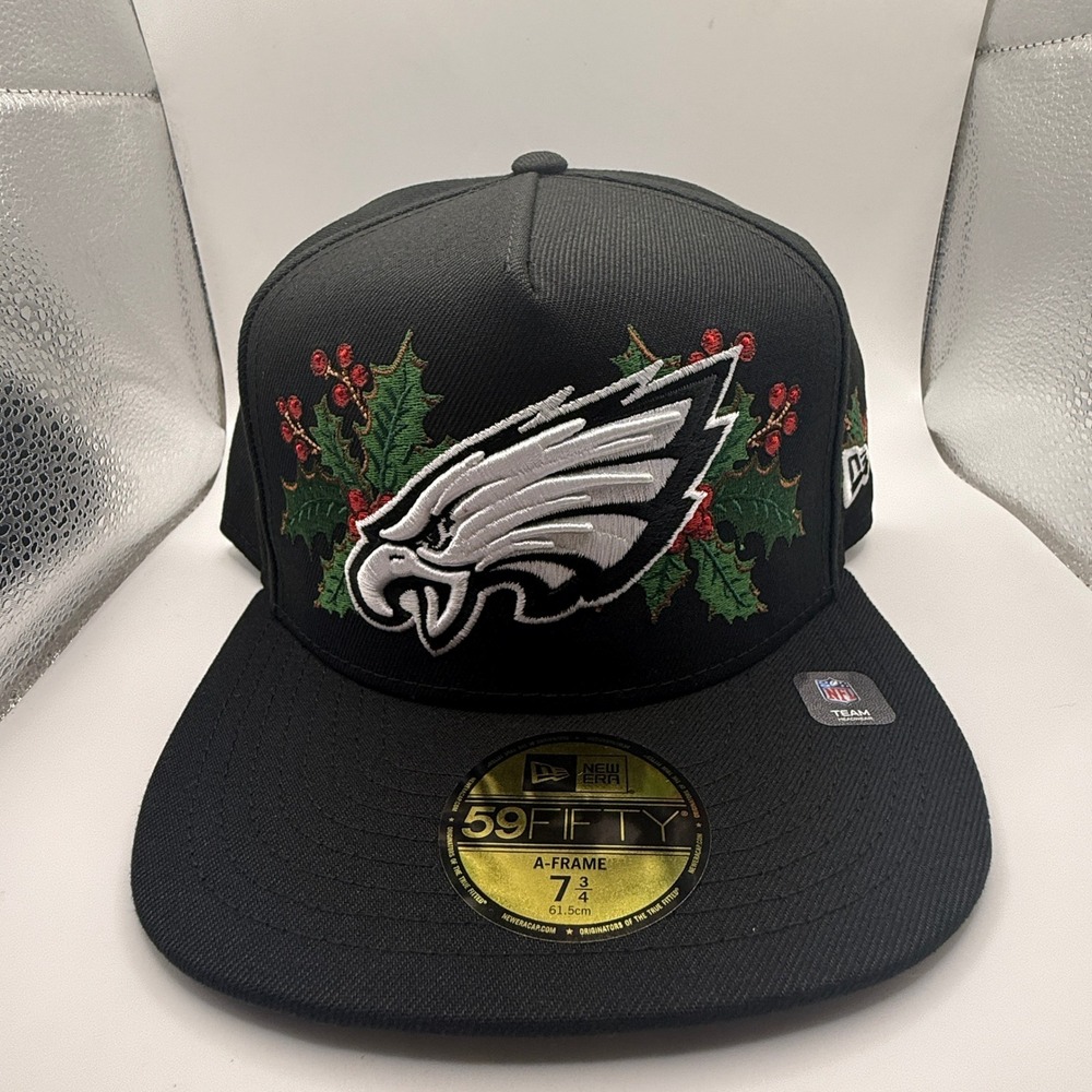 New Era 59FIFTY Philadelphia Eagles Holly Fitted Hat Black 7 3/4 Corduroy Brim